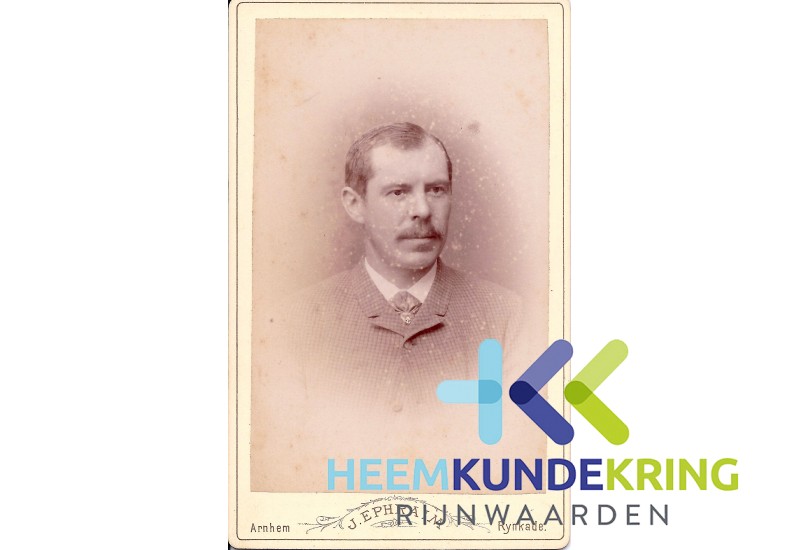 Theodorus G. M.Peters 1852-1922 Kind van H.H.Peters en M.Peters Heyendaal gehuwd met C. Hoegen Coll. Peters